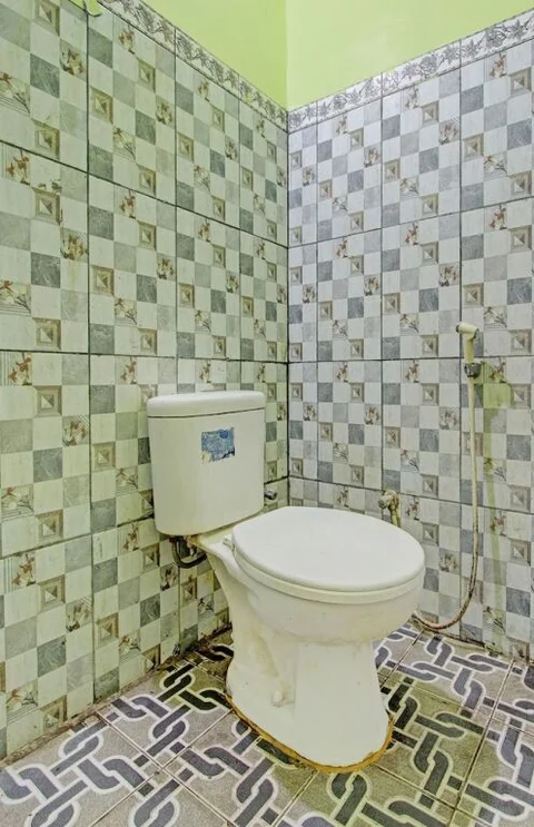 Семаранг: OYO 92467 Cahyo Kost 1