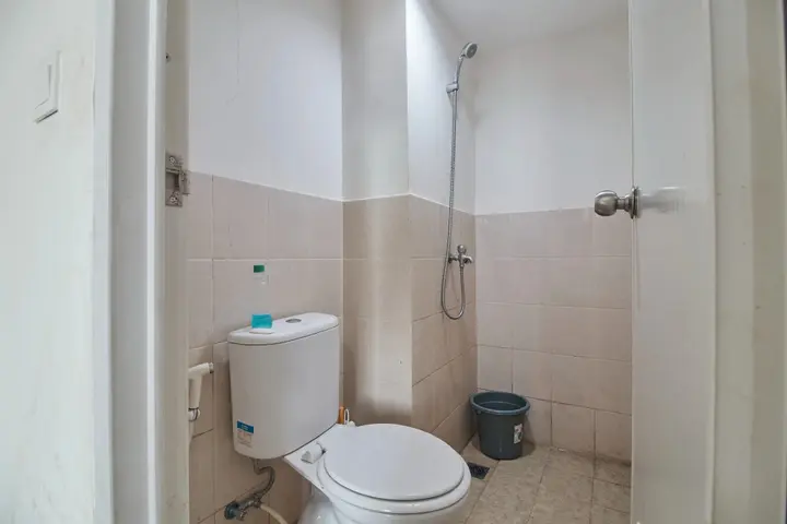 Читарингул: Room Rendi @ Podomoro Golf View