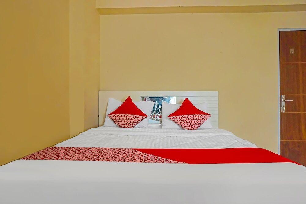 Депок: OYO 92292 Nadjla Property Cibubur Village