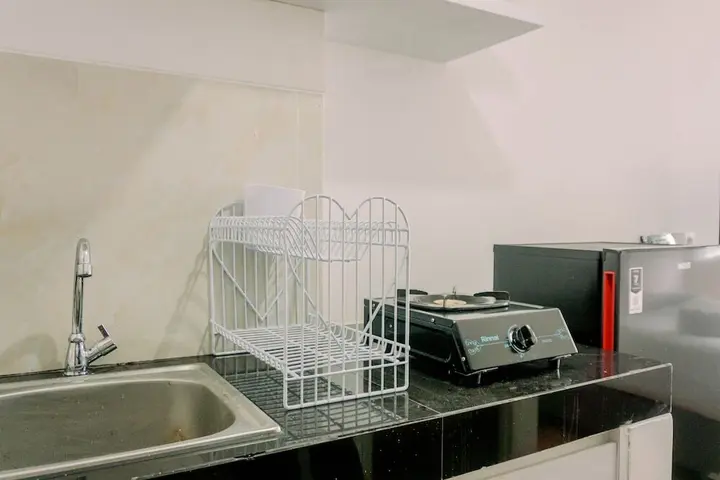 Legok: Minimalist And Best Deal Studio At Serpong Garden Apartment