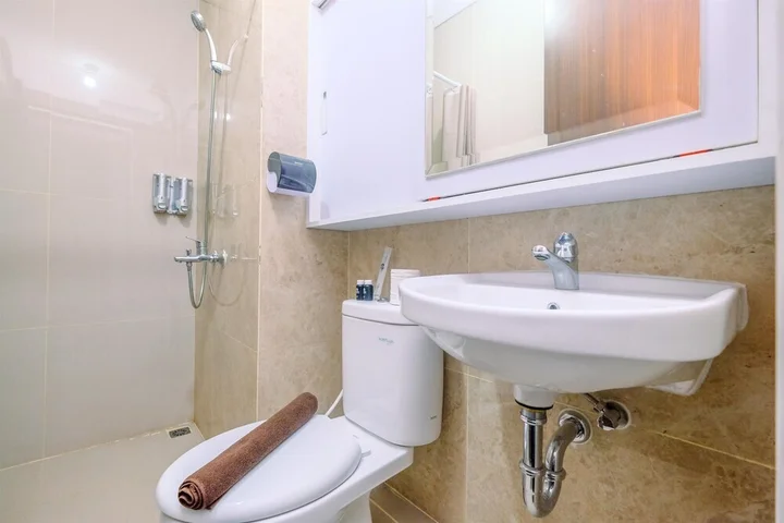Депок: Best Deal And Modern 2Br At Transpark Cibubur Apartment