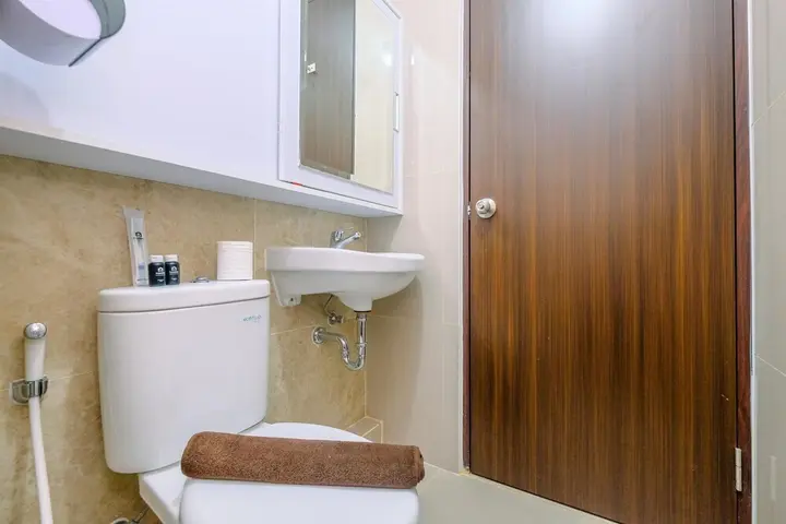 Депок: Best Deal And Modern 2Br At Transpark Cibubur Apartment
