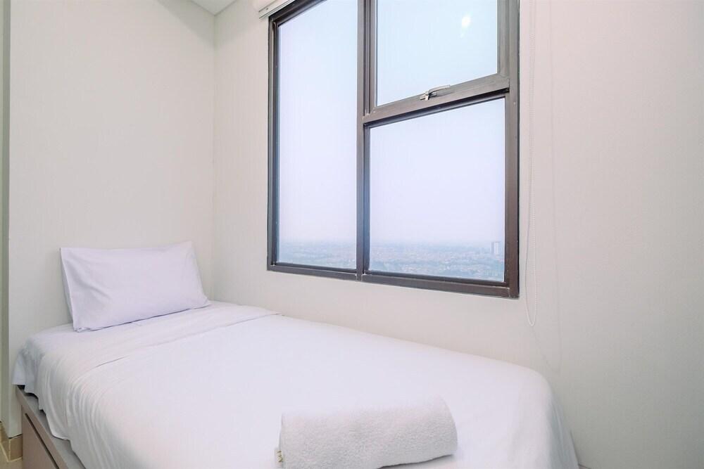 Best Deal And Modern 2Br At Transpark Cibubur Apartment — фото 5