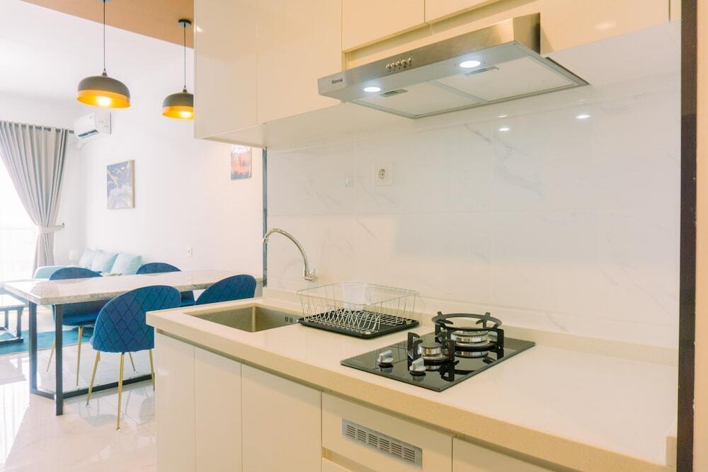 Legok: Comfort And Modern Look 3Br Sky House Bsd Apartment