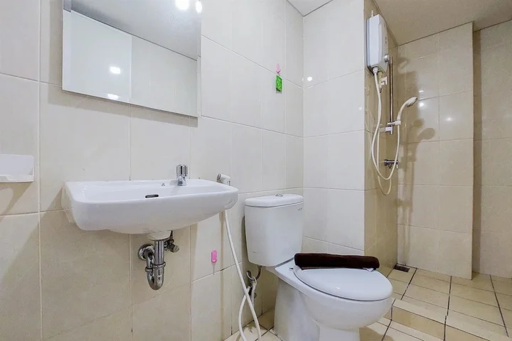 Legok: Warm And Nice 2Br Apartment At M-Town Residence