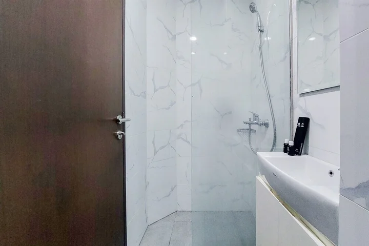 Тангеранг: Good And Elegant Studio At Pacific Garden Apartment