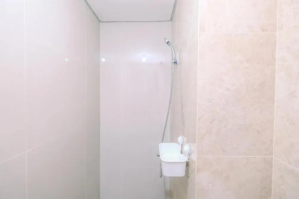 Депок: Best Homey 2Br At Transpark Cibubur Apartment