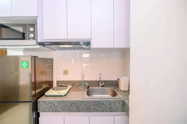 Депок: Best Homey 2Br At Transpark Cibubur Apartment
