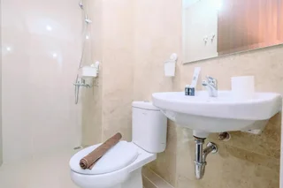Депок: Best Homey 2Br At Transpark Cibubur Apartment