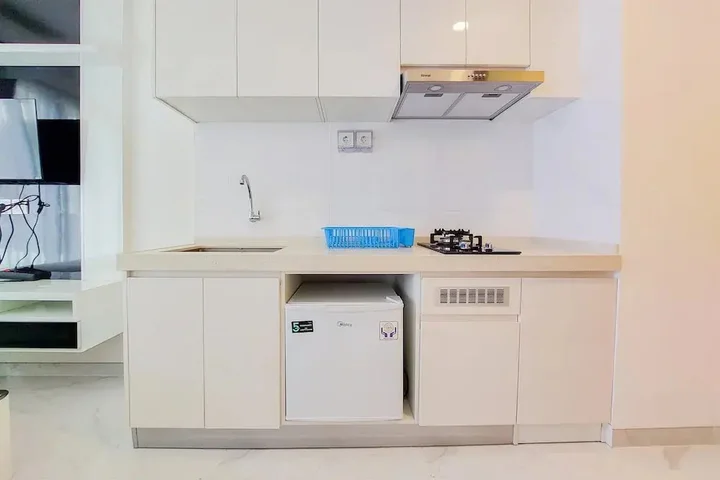 Legok: Fancy And Nice Studio At 20Th Floor Sky House Bsd Apartment