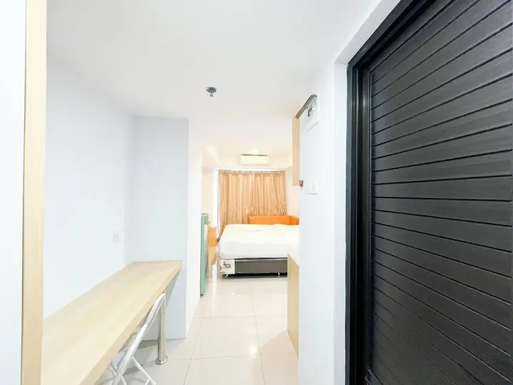 Modern Look Studio At De Prima Apartment — фото 4