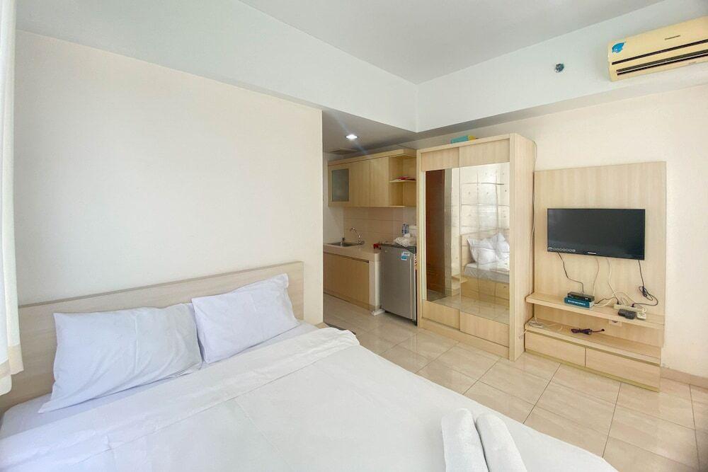 Homey And Cozy Stay Studio Margonda Residence 3 Apartment — фото 5