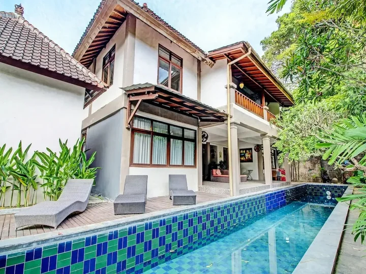 Кута: OYO 91300 Sunny Side Villa