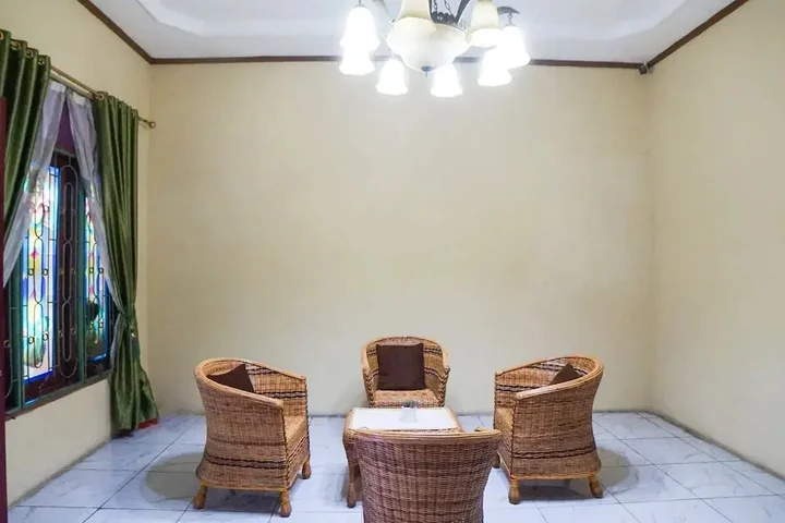 Медан: OYO 92075 Sky Residence Mawar