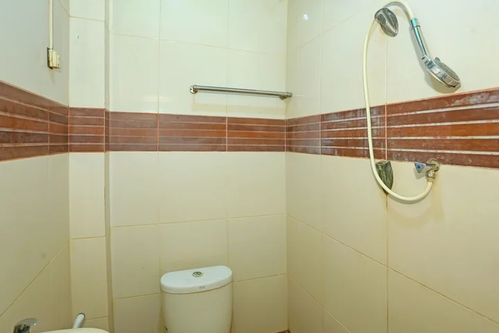 Тангеранг: OYO 92469 Hotel Sahabat