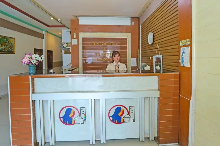 Тангеранг: OYO 92469 Hotel Sahabat