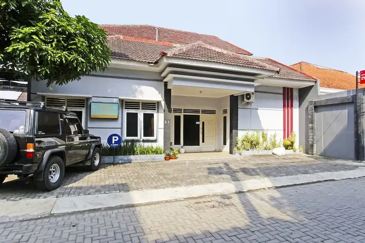 Super OYO 91315 Homestay Al Maidah — фото 1