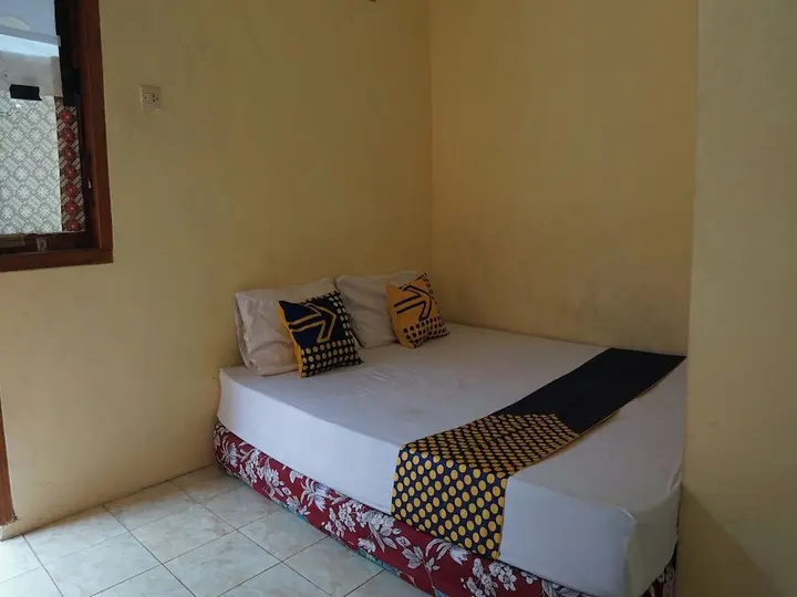Banyuglugur: SPOT ON 92666 Rumah Kos Arafah Syariah