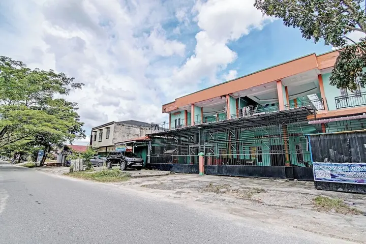 Пеканбару: SPOT ON 92716 Penginapan Syafira Near Perumahan Mustamindo Permai 1