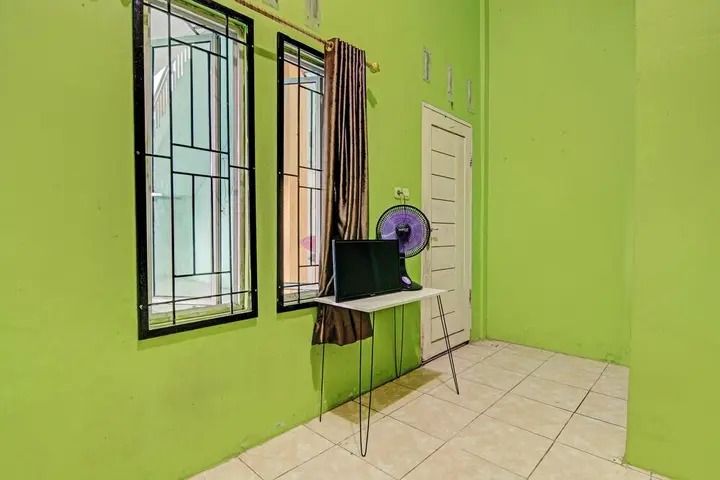 Пеканбару: SPOT ON 92716 Penginapan Syafira Near Perumahan Mustamindo Permai 1