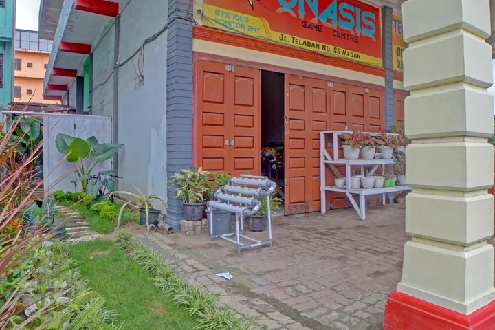 Медан: SPOT ON 91966 Onasis Syariah Inn