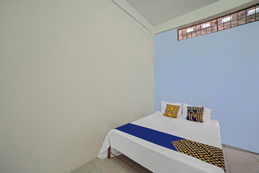 Кисаран: SPOT ON 92600 Mandiri Inn