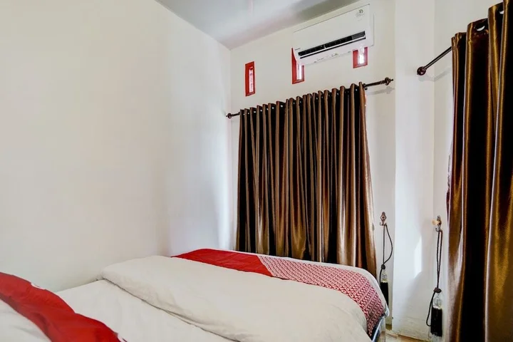 Озеро Тоба: OYO 90645 Karisma Residence