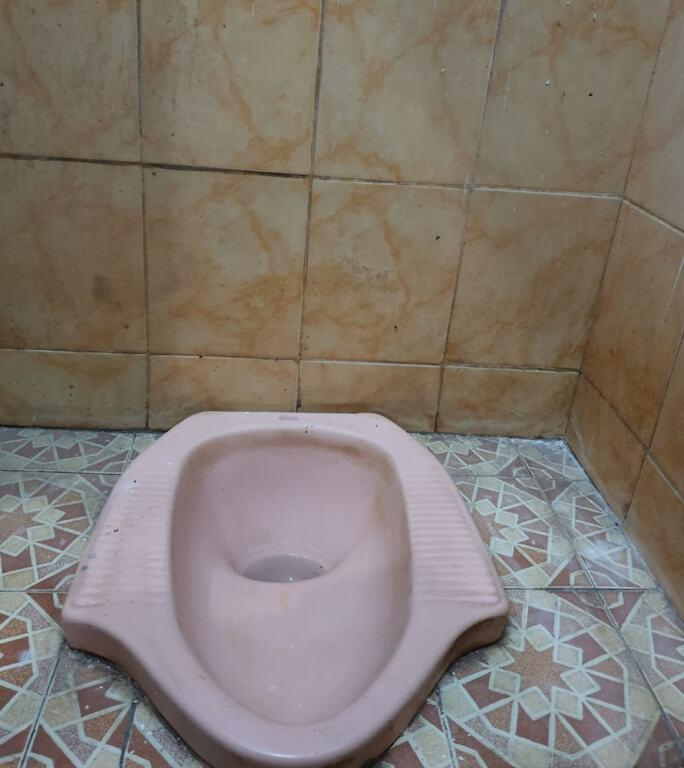Маланг: OYO Life 92622 Jatiluhur Kost Syariah