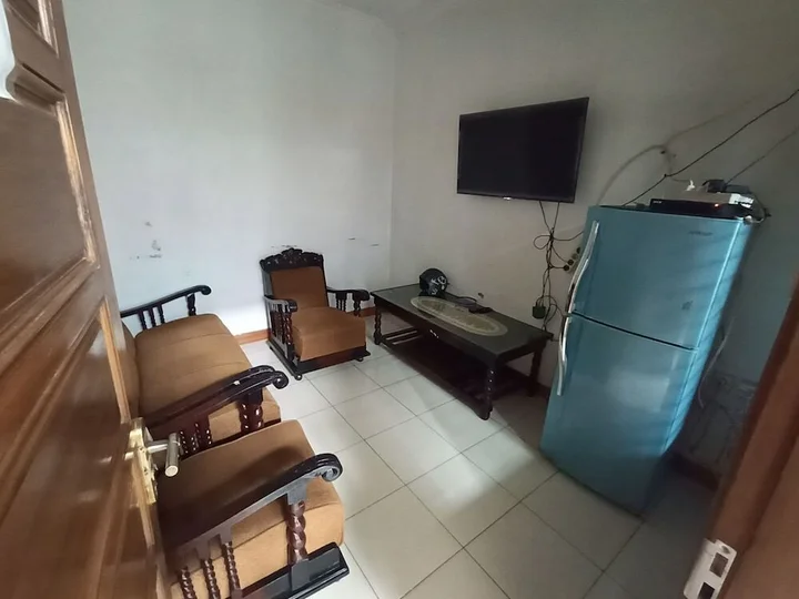 Сукабуми: SPOT ON 92532 Penginapan Hj Lilis Syariah