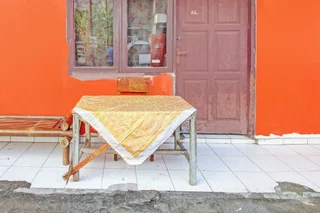 Семаранг: SPOT ON 92539 Luqman Kostel Syariah
