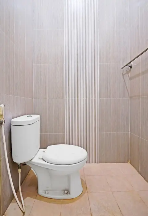 Депок: OYO 91342 Tatti Inn Syariah