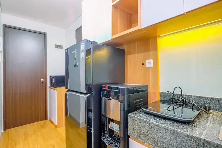 Депок: Great Location And Comfort 2Br Transpark Cibubur Apartment
