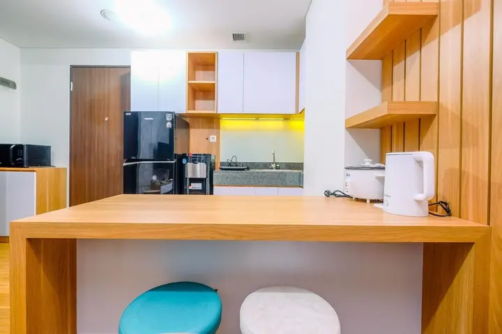 Депок: Great Location And Comfort 2Br Transpark Cibubur Apartment