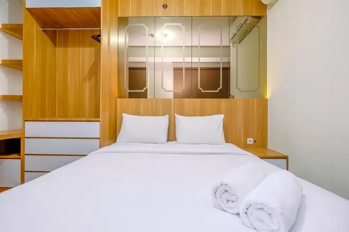 Депок: Great Location And Comfort 2Br Transpark Cibubur Apartment
