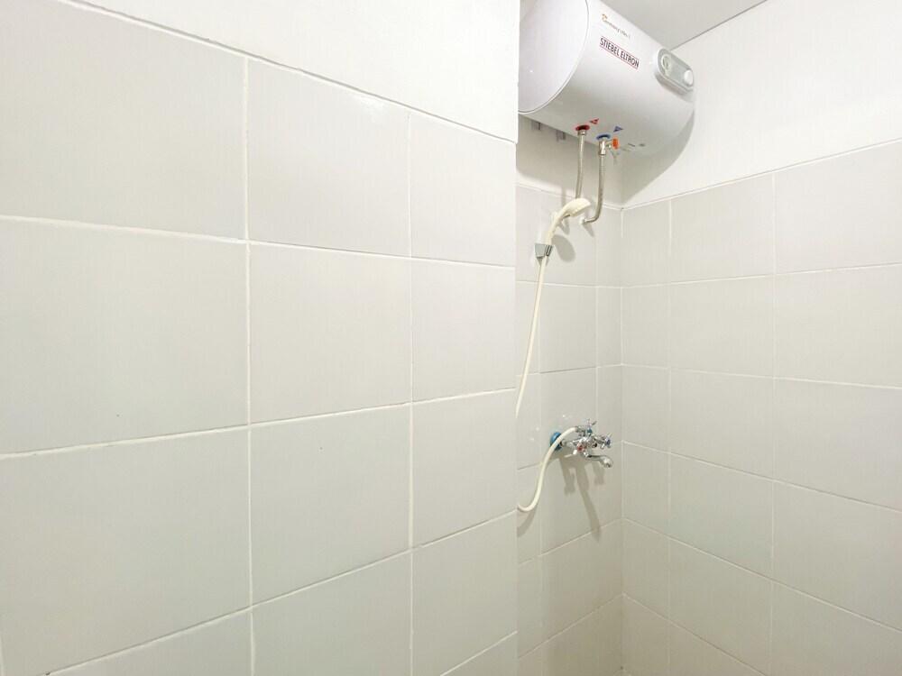 Семаранг: Comfy And Modern Studio At Cordova Edupartment Semarang Apartment