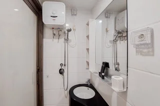 Legok: Simple And Homey Studio At Sky House Bsd Apartment