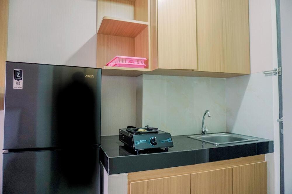 Legok: Nice And Homey Studio Serpong Garden Apartment