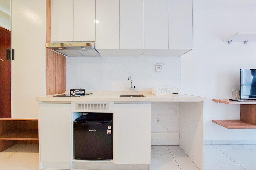 Тангеранг: New Furnished And Cozy Studio Sky House Alam Sutera Apartment