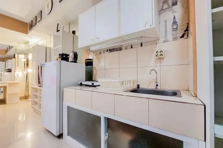 Legok: Cozy And Minimalist Studio Room Paramount Skyline Apartment