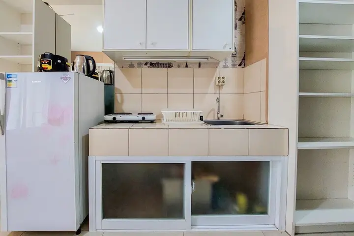 Legok: Cozy And Minimalist Studio Room Paramount Skyline Apartment