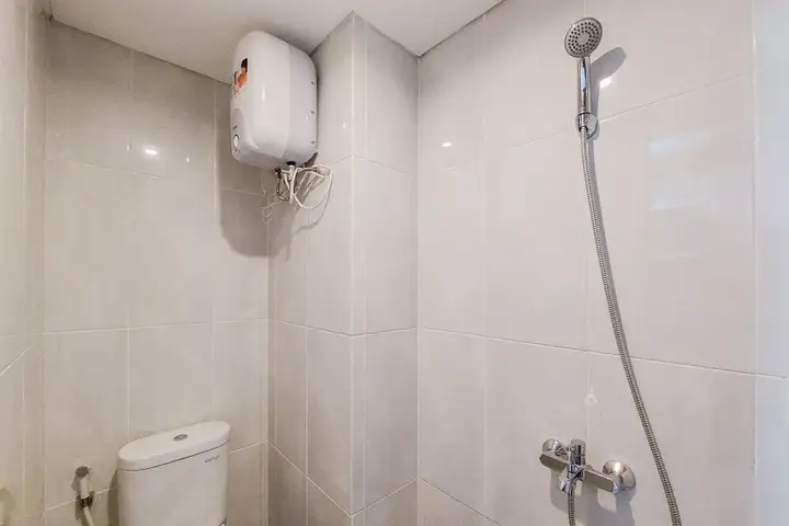 Homey And Cozy Studio Room Serpong Garden Apartment — фото 5