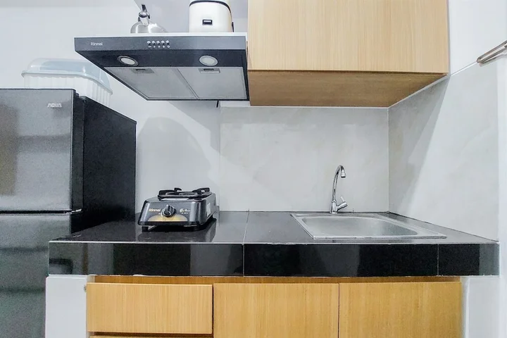 Legok: Restful And Cozy Studio At Serpong Garden Apartment