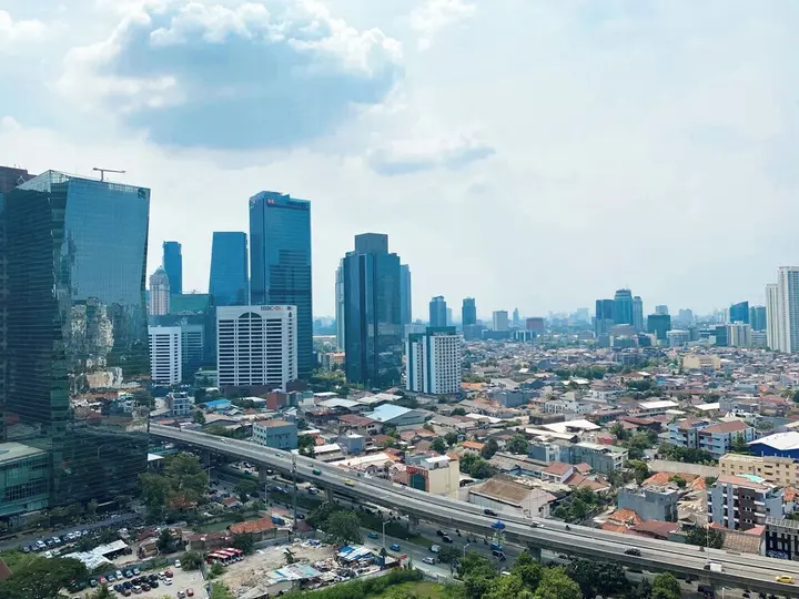 Джакарта: Modern Design And Homey Studio Ciputra World 2 Apartment