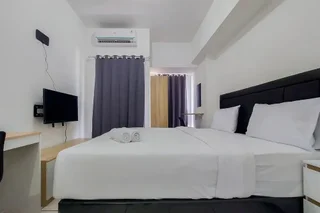 Legok: Homey And Elegant Studio Apartment M-Town Residence