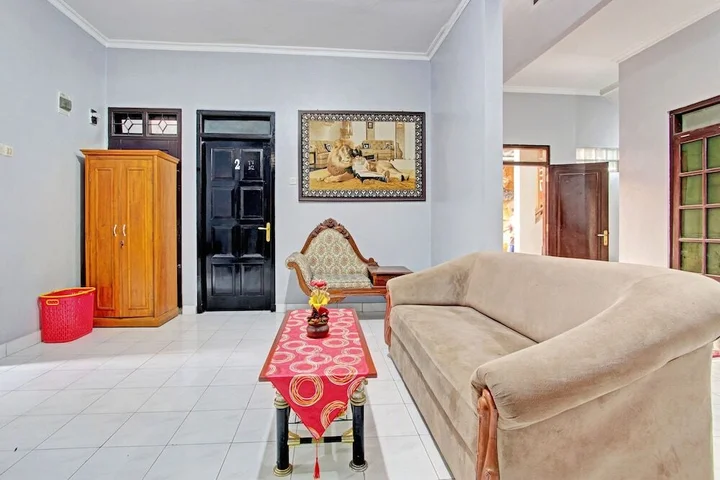 Депок: OYO Life 92575 Zazi Homestay