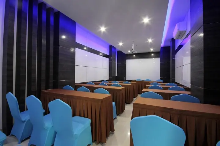 Батам: Sky Inn Express Hotel