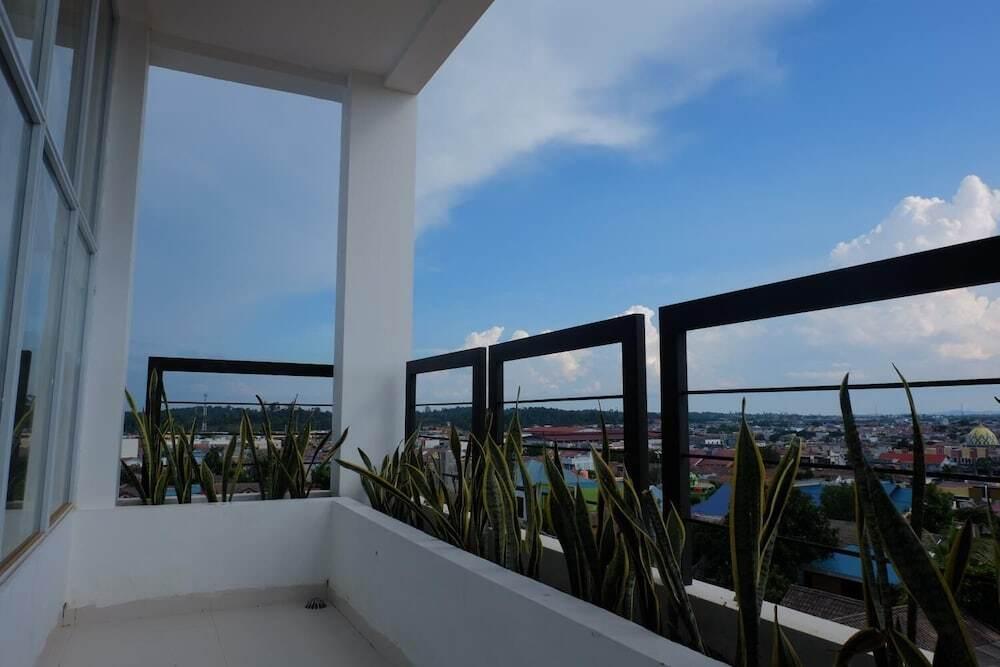 Батам: Sky Inn Express Hotel