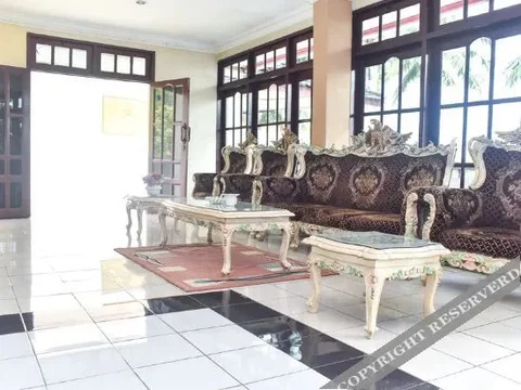 Амбон: Tirta Kencana Hotel & Cottage