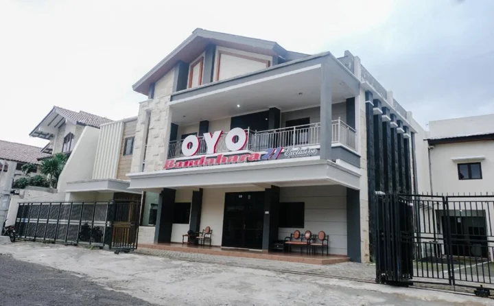 Маланг: Bandahara 21 Syariah By OYO Rooms