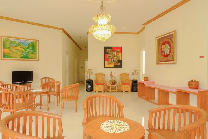 Маланг: Loji Rejo Guest House By OYO Rooms